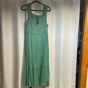 Sleeveless Waist-Defined Embroidered Clip-Dot Maxi dress